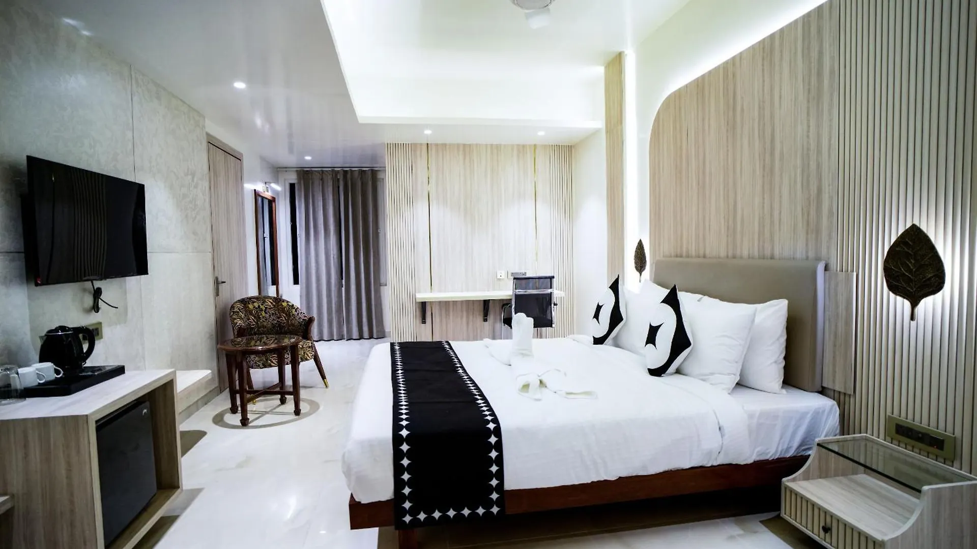 Hotel Grand Asian Plaza New Delhi